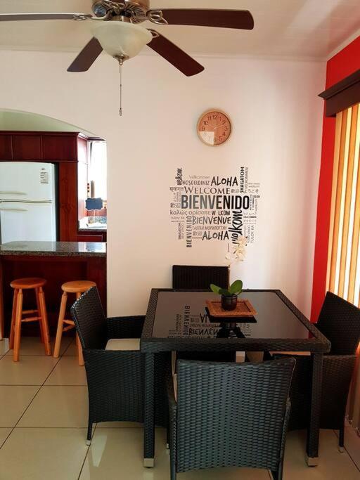 Elegant Villa In La Fortuna With Spacious Backyard Plus Very Private Pool & Parking المظهر الخارجي الصورة